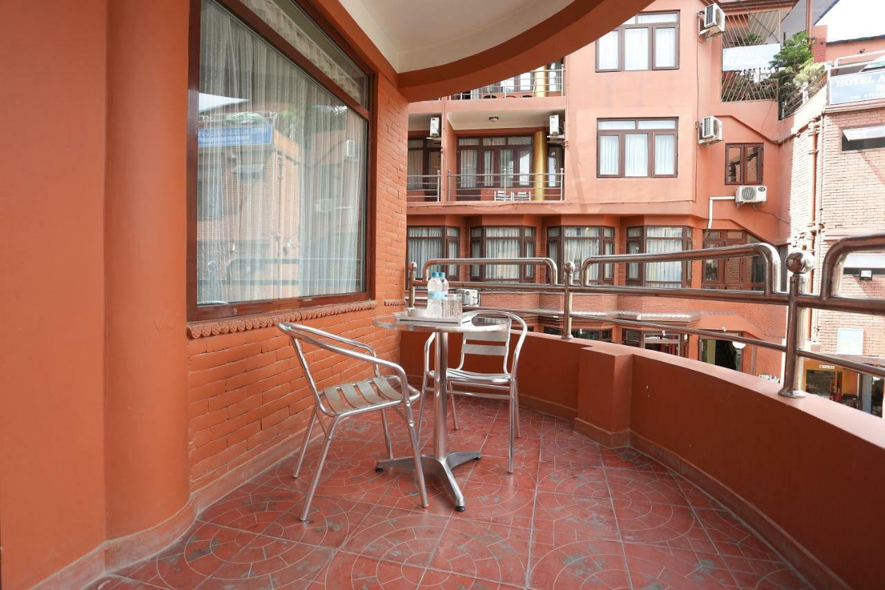 Hotel Access Nepal Katmandú Exterior foto